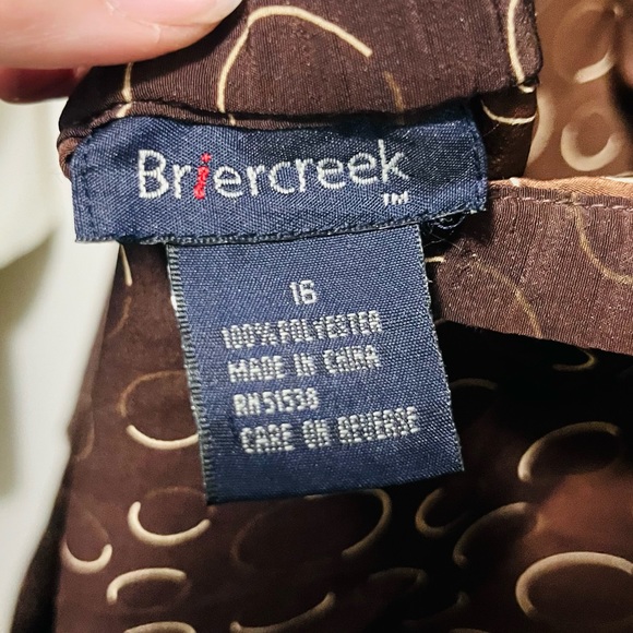 Skirt and sweater top - Picture 5 of 5